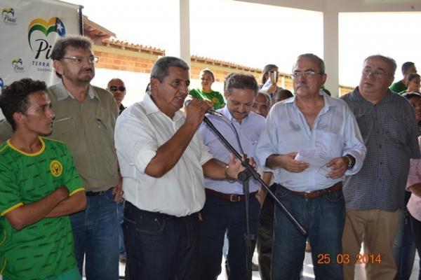Governador visita obras em andamento no município de Boa Hora - Imagem 42