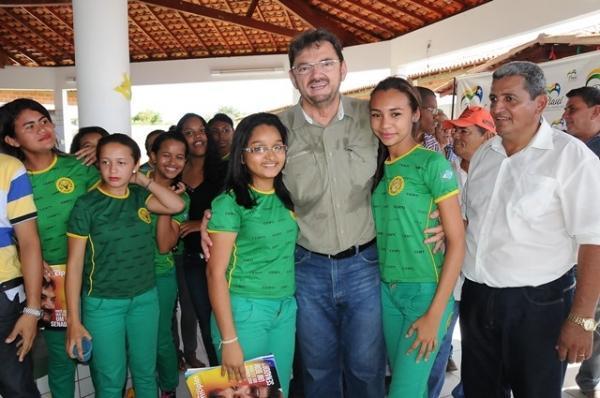 Governador visita obras em andamento no município de Boa Hora - Imagem 2