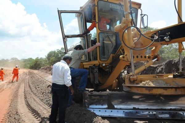 Governador visita obras em andamento no município de Boa Hora - Imagem 22