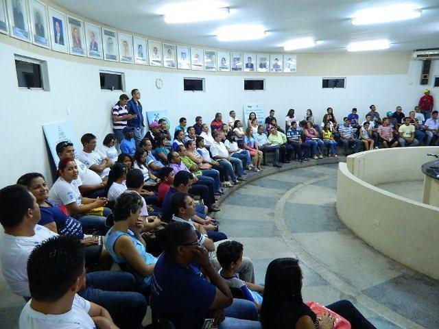 Audiencia pública discute desperdicio de água.