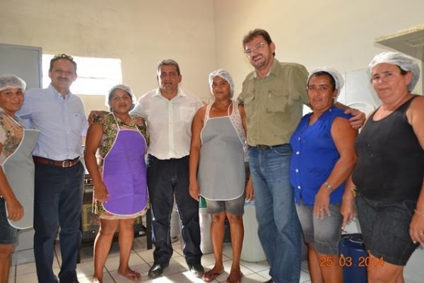 Governador visita obras em andamento no município de Boa Hora - Imagem 36