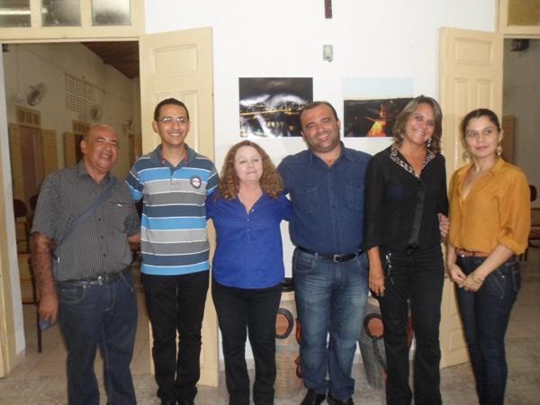  Lançado em Valença o livro