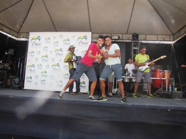 Prefeitos  participam de inauguração de rodovia em Monte Alegre  - Imagem 11