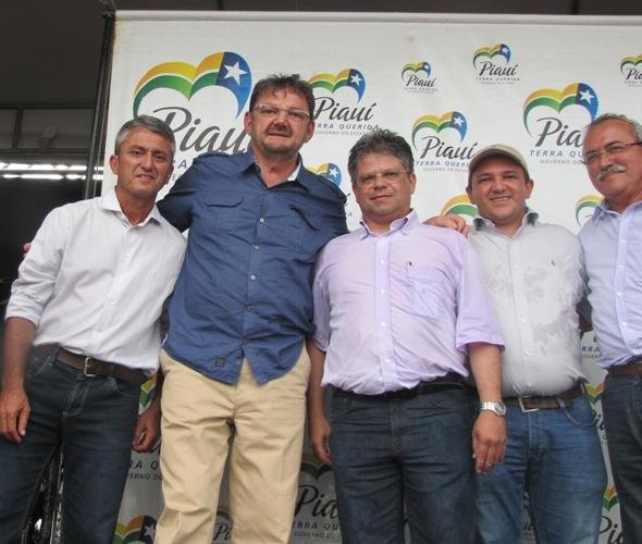 Prefeitos  participam de inauguração de rodovia em Monte Alegre  - Imagem 10