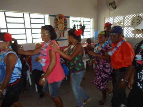 Secretária Municipal de Assistência Social Realizou Carnaval da Melhor Idade - Imagem 76