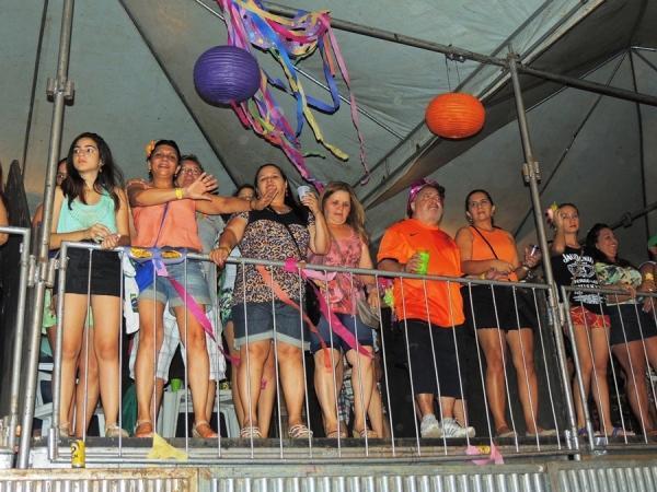 2ª noite, público vai a loucura com Chicabana e Ipede - Imagem 67