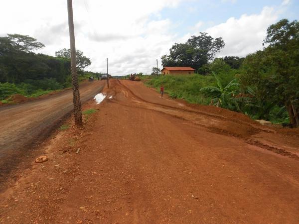 GOVERNADOR inaugura obras não acabadas - Imagem 5