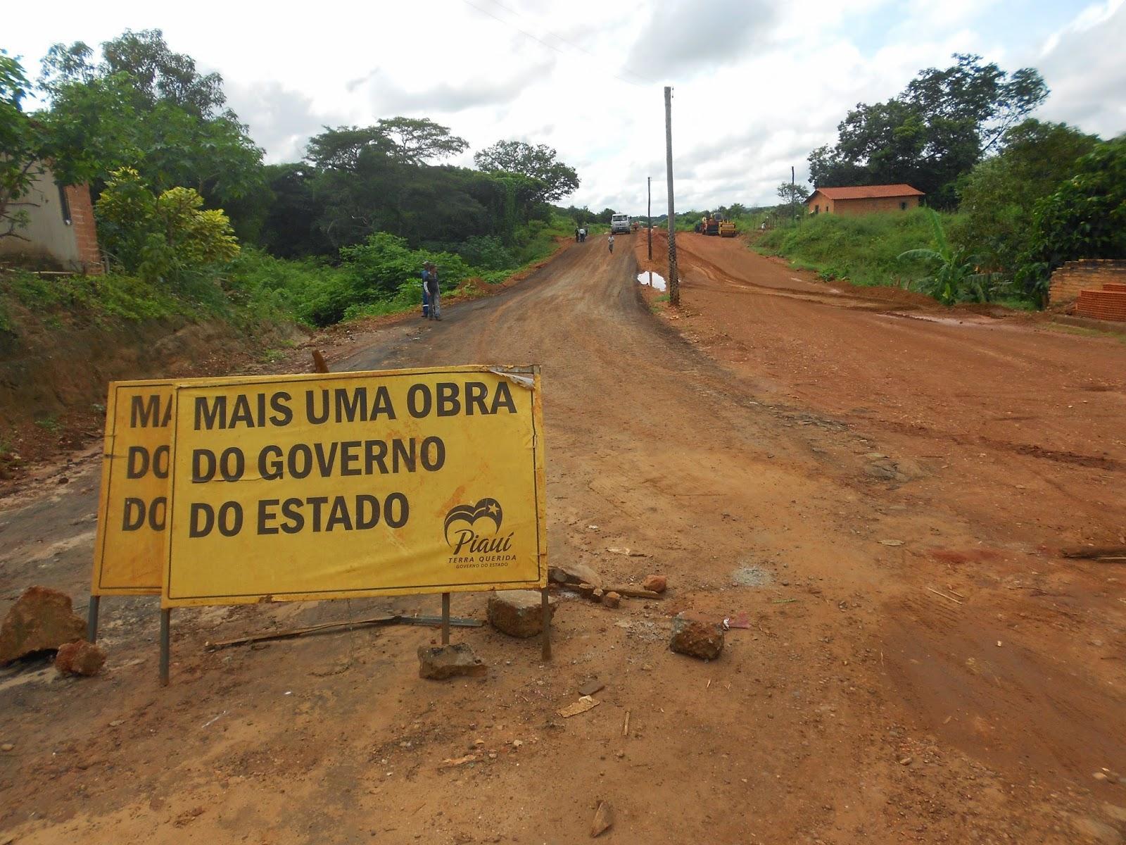 GOVERNADOR inaugura obras não acabadas 