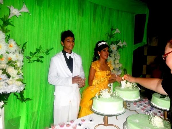 Os 15 anos de princesa Narginára Bruna - Imagem 7