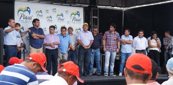 Governo estrega obras no extremo sul do Piauí. - Imagem 16