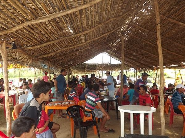 Prefeitura de Caxingó realiza campeonato de futebol de veteranos no Espraiado - Imagem 7