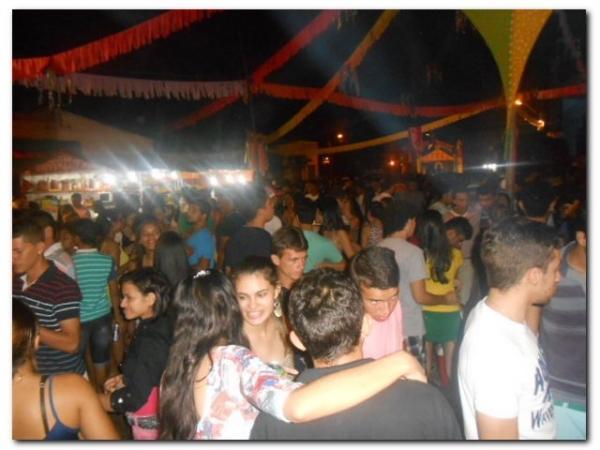 Cristiano Pipow agitou a galera na Praça da Rodoviária - Imagem 15