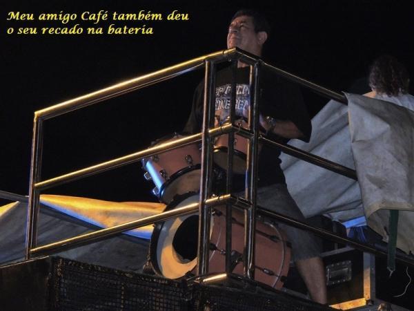 Bandas levam o público à praça na segunda feira de carnaval - Imagem 65