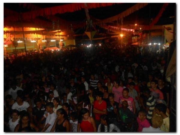 Cristiano Pipow agitou a galera na Praça da Rodoviária - Imagem 2