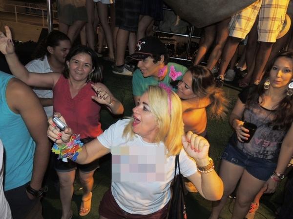 Bandas levam o público à praça na segunda feira de carnaval - Imagem 50