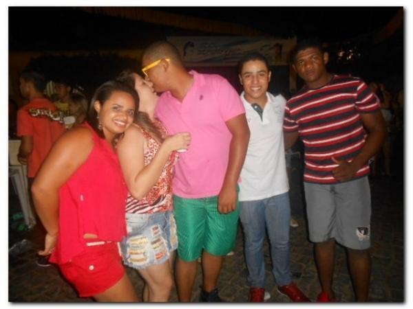 Cristiano Pipow agitou a galera na Praça da Rodoviária - Imagem 6