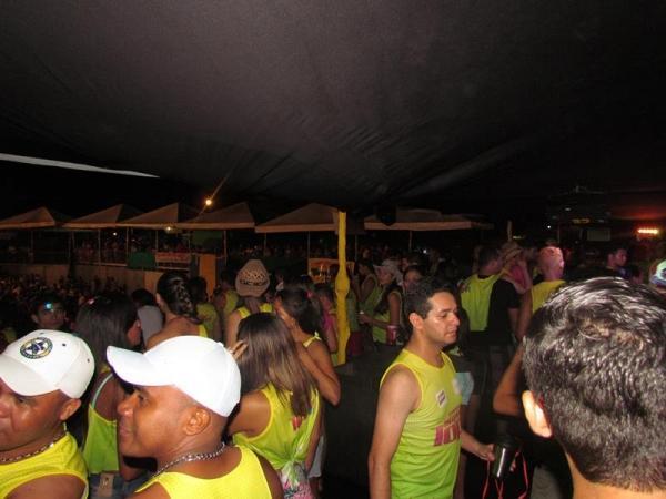 Confira fotos do Camarote Super Top na última noite de Carnaval - Imagem 11