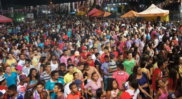 Carnaval 2014 em Monte Alegre tem recorde de publico 	 - Imagem 19