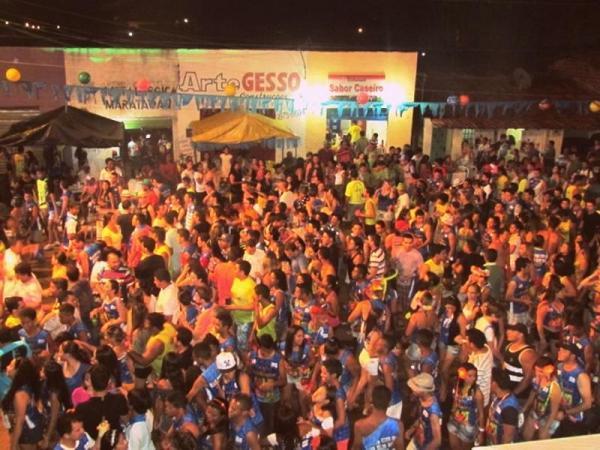 Gilmelândia fecha com chave de ouro a última noite de Carnaval em Barras - Imagem 98