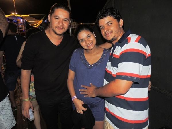 Prefeita Neuma Café se confraterniza com o povão na terça de carnaval - Imagem 105