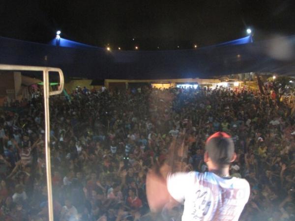 Muita festa e alegria no ultimo dia de carnaval no município de Miguel Alves - Imagem 6