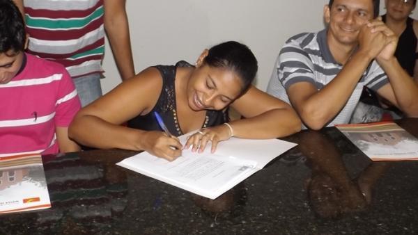 Zé Henrique efetiva 10 funcionários aprovados em concurso de 2011, e pretende fazer um concurso público até o fim do ano - Imagem 5