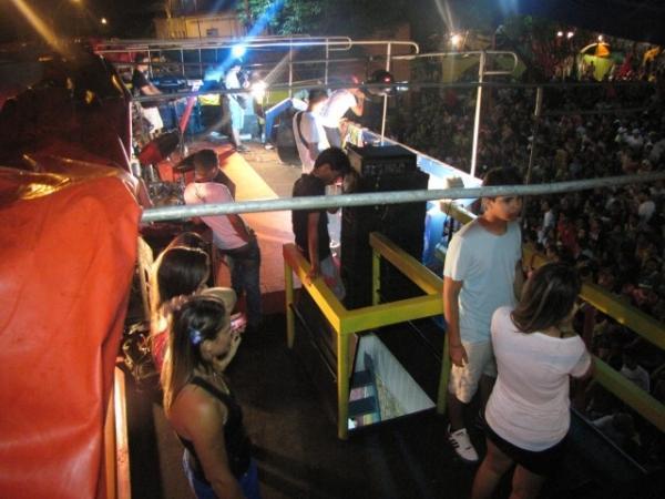 Muita festa e alegria no ultimo dia de carnaval no município de Miguel Alves - Imagem 56