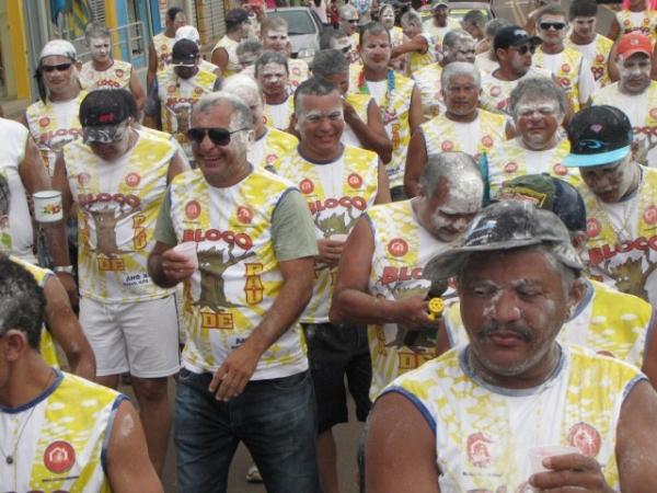 Bloco cara de pau encerra programação do carnaval de Miguel Alves - Imagem 16