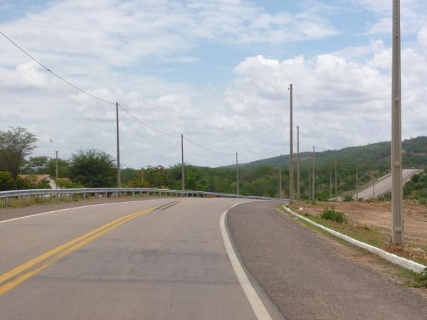 Avenida 7 de setembro recebe ampliação e duplicação de energia - Imagem 2