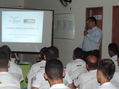 Aula inaugural do Curso de Mecânica oferecido pelo Pronatec/Senai - Imagem 17