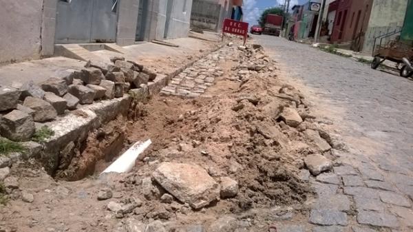 Prefeitura inicia reparos e manutenção do cais e rede de esgoto do município - Imagem 1