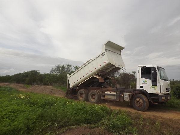 Prefeitura de Caxingó investe em pavimentação poliédrica  - Imagem 1