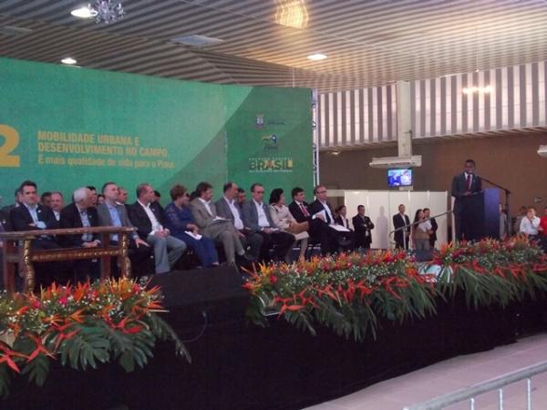 Solicitação do prefeito em evento da Presidente Dilma, em Teresina, começa a ser atendida - Imagem 4