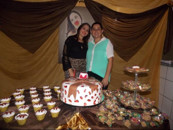 Primeira dama Lindyane Batista comemora aniversário ao lado de amigos e familiares. - Imagem 12