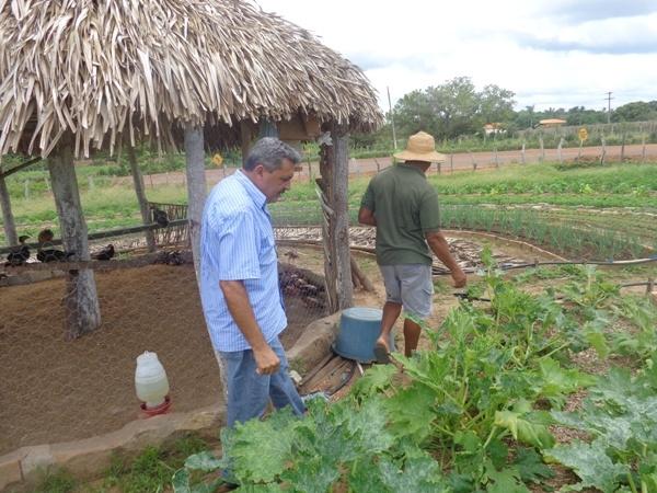 Dedé Marinho  apoia projeto de Produção Agroecológica Integrada e Sustentável  - Imagem 3