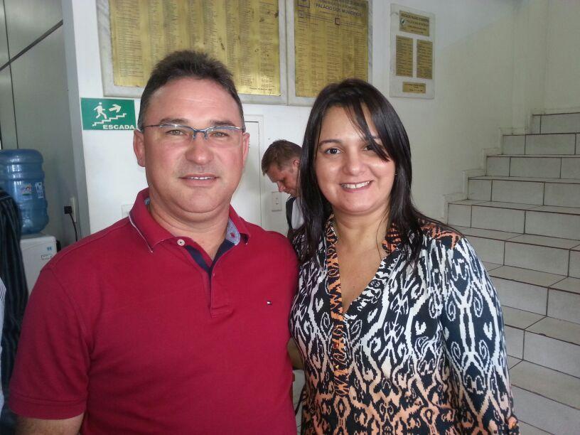 Prefeita de Brasileira participou da mobilização de gestores na sede da APPM