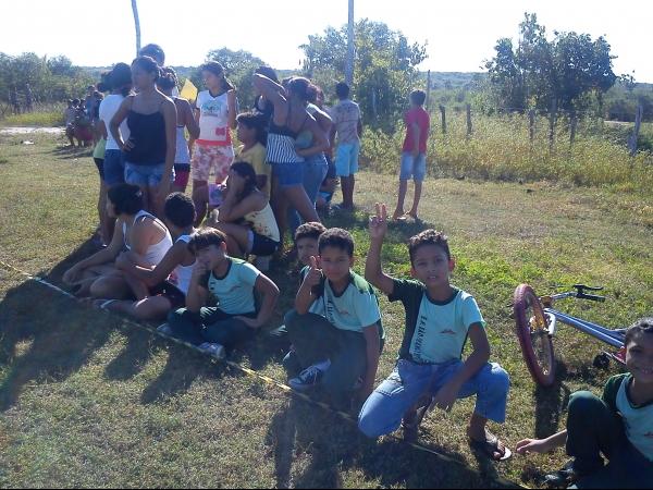 Escola Municipal Promove I Jornada Esportiva e Dança Cultural com Alunos - Imagem 1