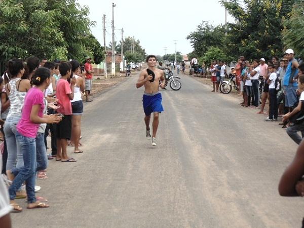 Competições e show gospel marcou o 2º dia de comemorações pelo 50 anos de emancipação política de Santo Inácio - Imagem 14