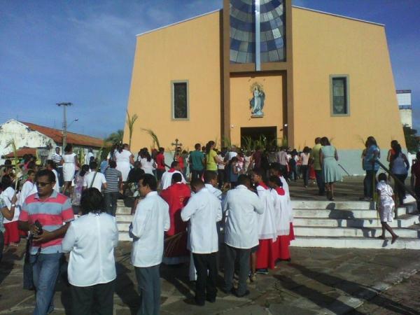 Procissão e Missa de Ramos marcam abertura da Semana Santa - Imagem 10