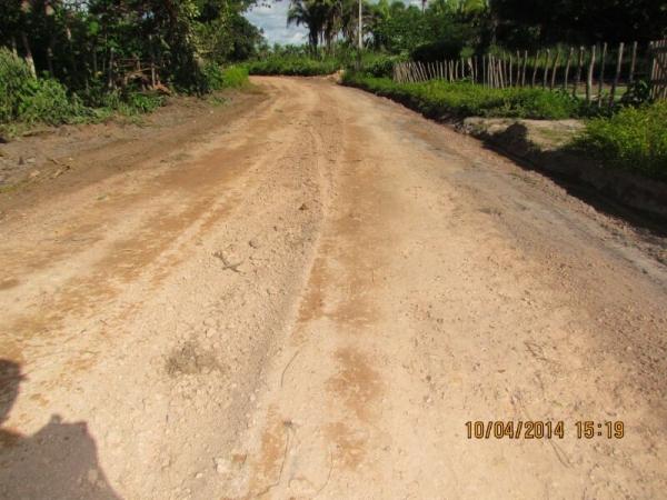Prefeitura recupera estrada no interior do município - Imagem 1