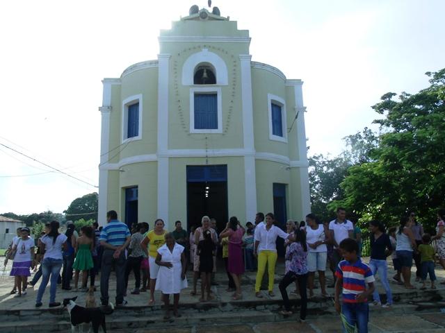 Comunidade Remediense celebra missa de Domingos Ramos