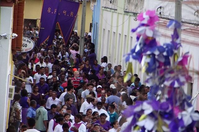 Oeiras reúne milhares de fiéis na Procissão de Bom Jesus dos Passos