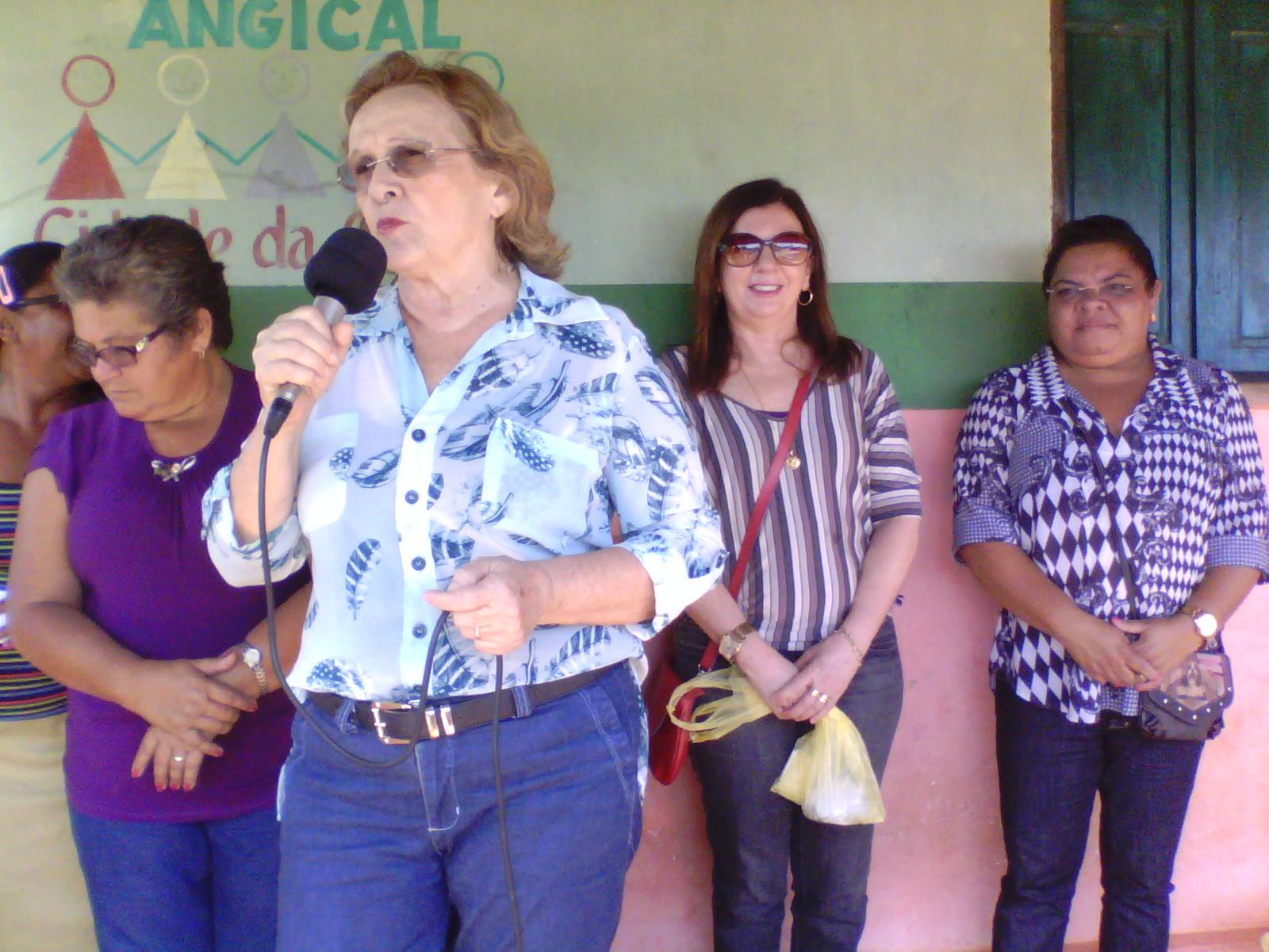 PMA começa a entrega de peixe aos moradores de Angical