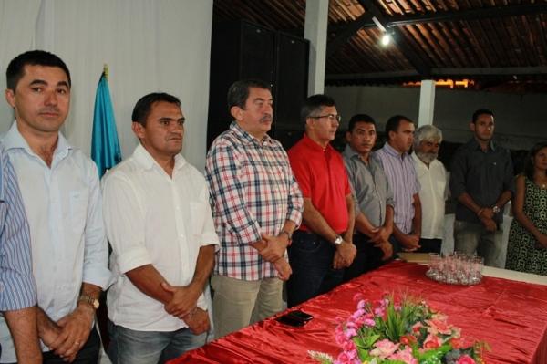 Prefeito Lincoln Matos participa da solenidade de posse da nova diretoria do Sindicato dos Trabalhadores Rurais - Imagem 2