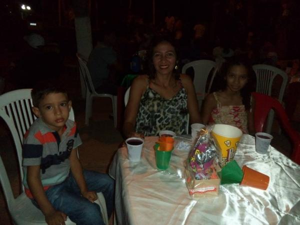 A pequena Isabella de Lys completa seus três anos de vida com uma bela festa - Imagem 20