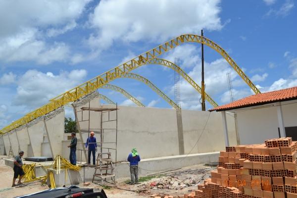 Primeiro Ginásio Poliesportivo de Boa Hora começa a ser coberto - Imagem 26