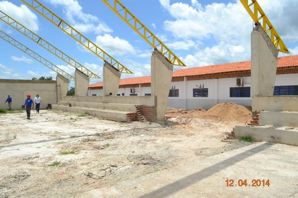 Primeiro Ginásio Poliesportivo de Boa Hora começa a ser coberto - Imagem 15