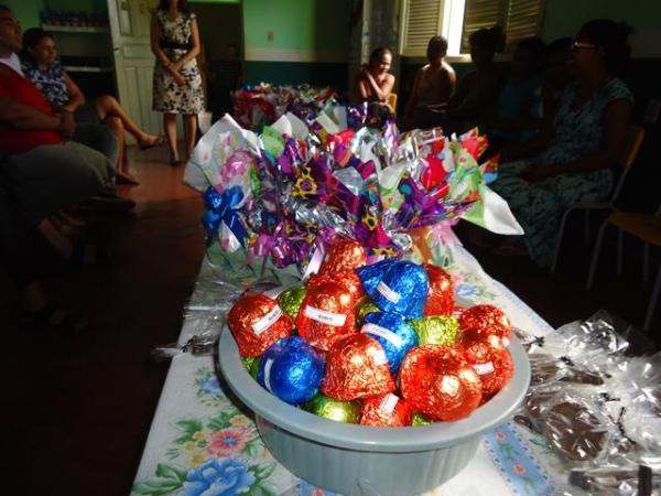 Secretária Municipal de Assistência Social (SMAS) realiza encerramento do Curso de Chocolates - Imagem 21