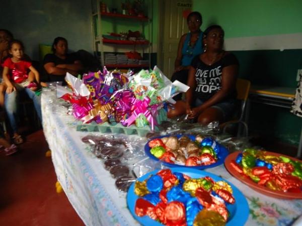 Secretária Municipal de Assistência Social (SMAS) realiza encerramento do Curso de Chocolates - Imagem 29