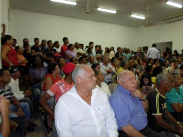 Está empossado Diego Teixeira, novo prefeito de Amarante - Imagem 1